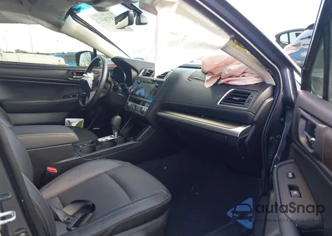 2017 Subaru Legacy 3.6R Limited из США, поврежденный, VIN 4S3BNEN69H3046814